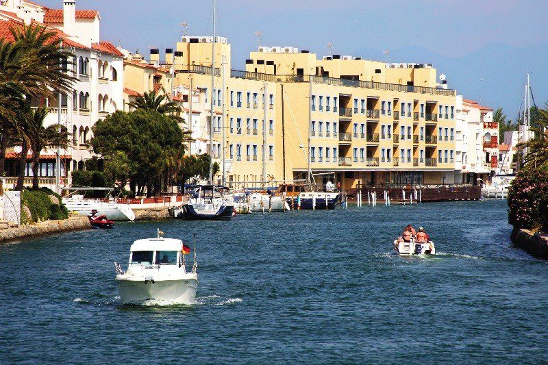 Pierre & Vacances Empuriabrava Eksteriør billede