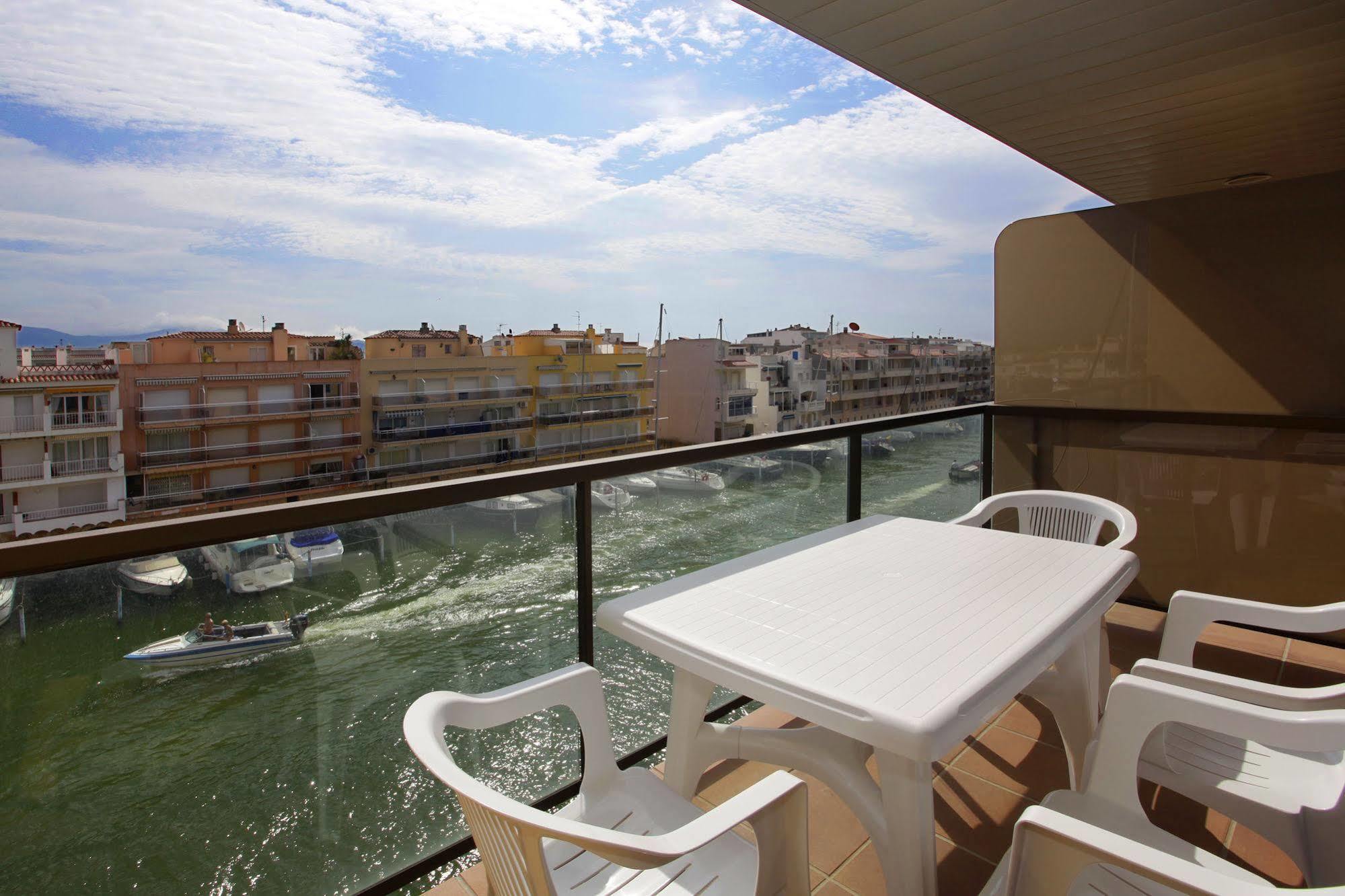 Pierre & Vacances Empuriabrava Eksteriør billede